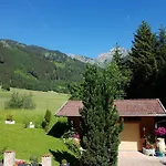 Einzigartig, Bergblick, Erholung Pur, Komfort, Balkon, Wohnzimmer, 2 Schlafzimmer, Ruhig Апартаменты