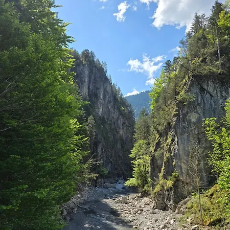 Komfort-ferienwohnung Suedbalkon, Ruhige Lage - Tirol *