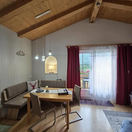 Komfort-ferienwohnung Suedbalkon, Ruhige Lage - Tirol * ロイテ