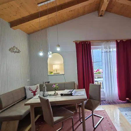 Komfort-ferienwohnung Suedbalkon, Ruhige Lage - Tirol * Reutte