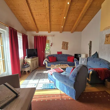 アパート Einzigartig, Bergblick, Erholung Pur, Komfort, Balkon, Wohnzimmer, 2 Schlafzimmer, Ruhig *