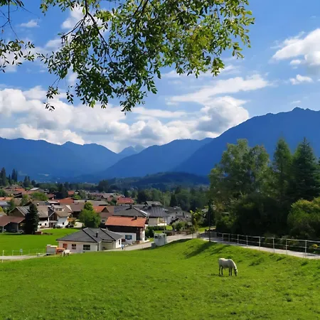 アパート Einzigartig, Bergblick, Erholung Pur, Komfort, Balkon, Wohnzimmer, 2 Schlafzimmer, Ruhig