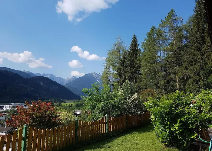 Einzigartig, Bergblick, Erholung Pur, Komfort, Balkon, Wohnzimmer, 2 Schlafzimmer, Ruhig * Reutte