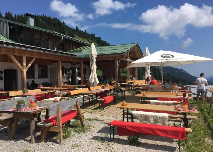 Einzigartig, Bergblick, Erholung Pur, Komfort, Balkon, Wohnzimmer, 2 Schlafzimmer, Ruhig *