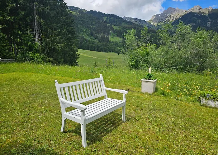 Einzigartig, Bergblick, Erholung Pur, Komfort, Balkon, Wohnzimmer, 2 Schlafzimmer, Ruhig