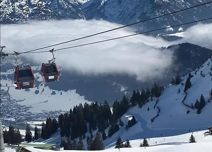 Einzigartig, Bergblick, Erholung Pur, Komfort, Balkon, Wohnzimmer, 2 Schlafzimmer, Ruhig Daire Reutte