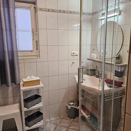 Einzigartig, Bergblick, Erholung Pur, Komfort, Balkon, Wohnzimmer, 2 Schlafzimmer, Ruhig Lägenhet *