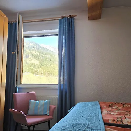 Einzigartig, Bergblick, Erholung Pur, Komfort, Balkon, Wohnzimmer, 2 Schlafzimmer, Ruhig Lägenhet